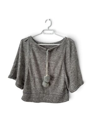 Gray Knit Pom Pom Drawstring Short Sleeve Crop Top Boat Neck Size XS